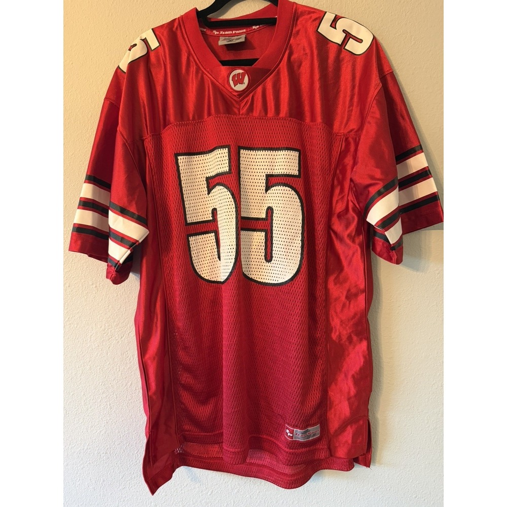 NCAA‎ Football Wisconsin Team Pride Jersey Number 55 Red Size Large